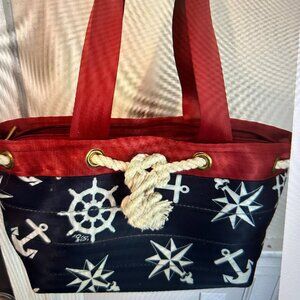 Harveys Seatbelt Bag Handbag